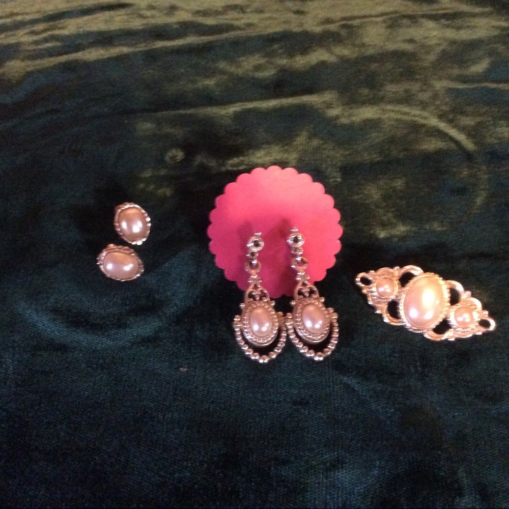 1928 Jewelry Co.  Retired.. 1990’s